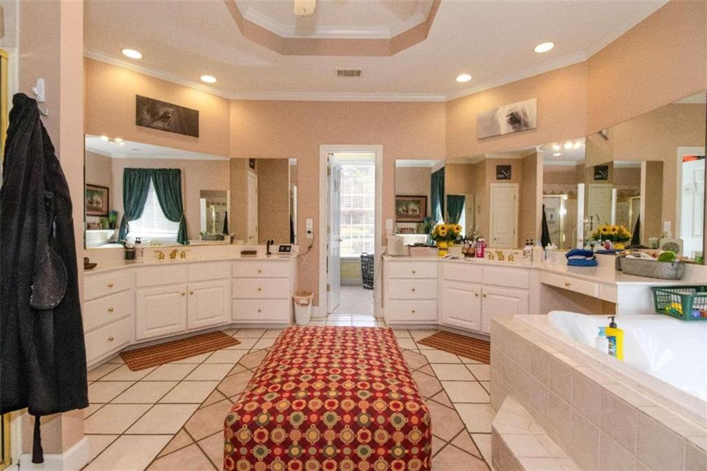 405 County Line Road