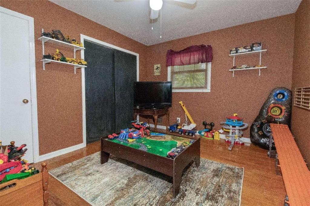 417 County Line Road