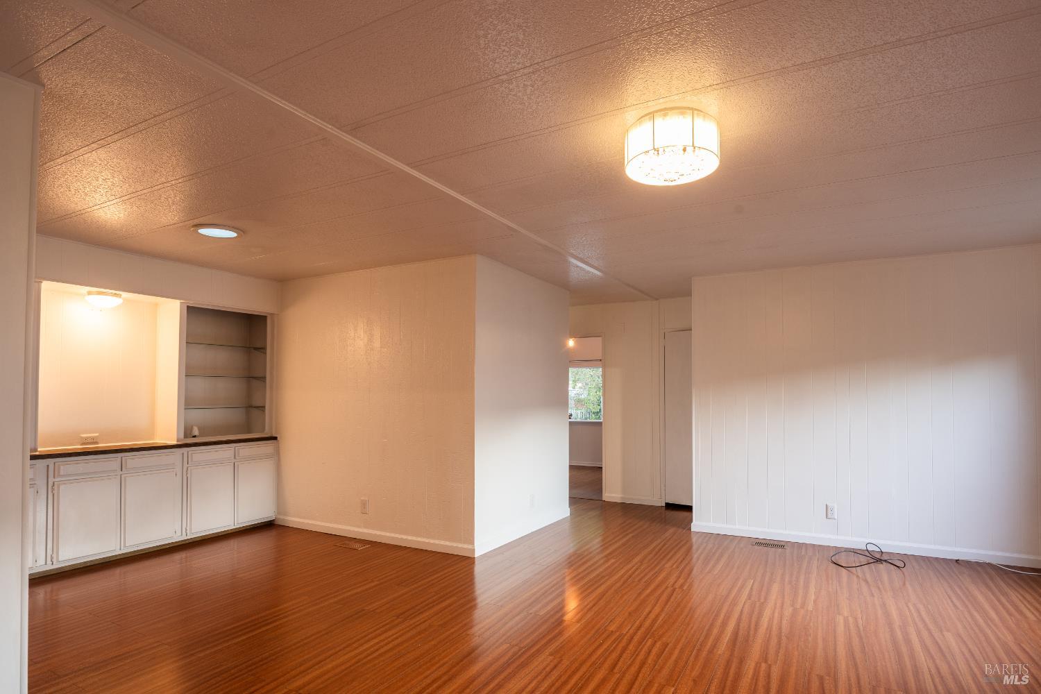 275 Carlsbad Court