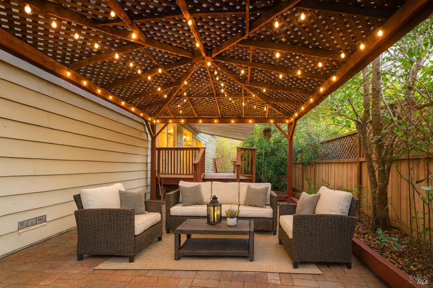 275 Carlsbad Court