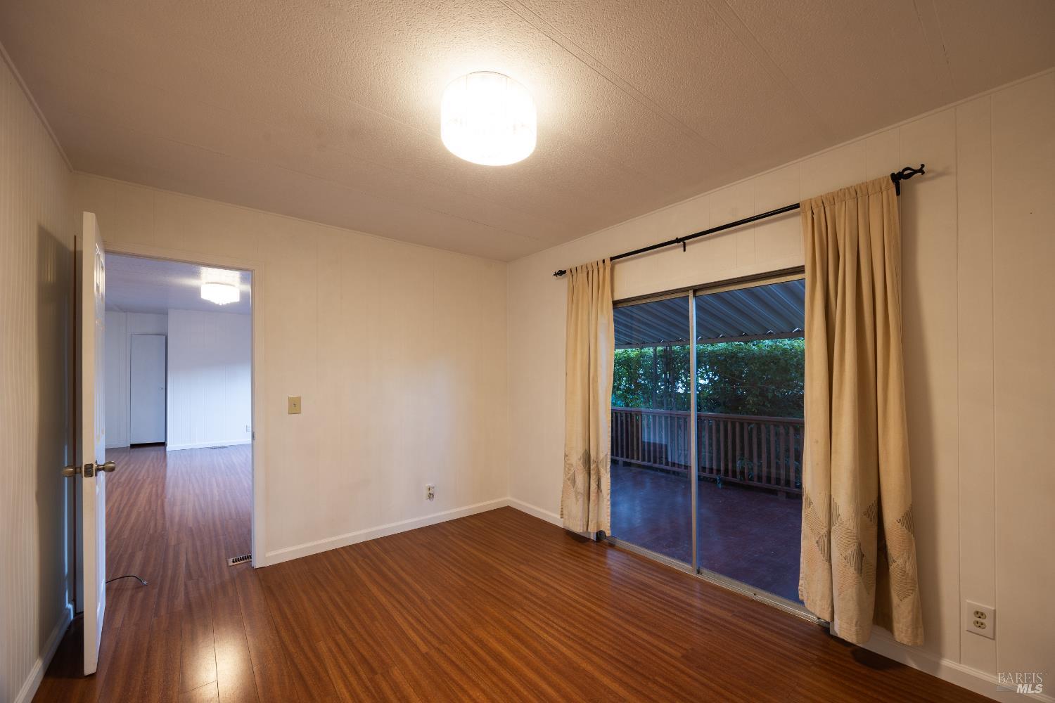 275 Carlsbad Court