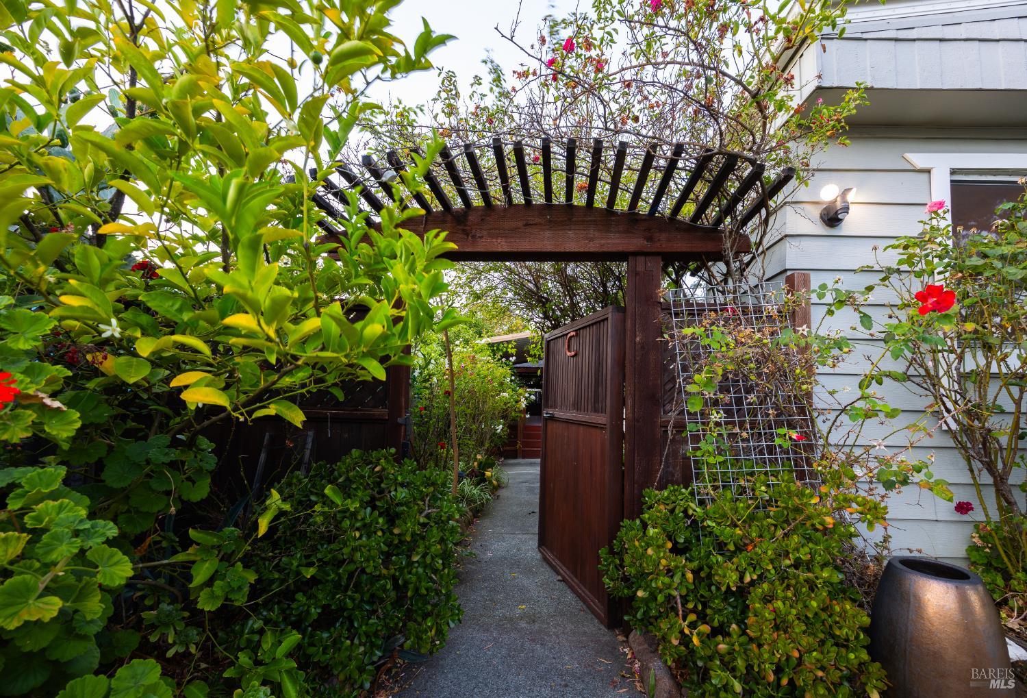 275 Carlsbad Court
