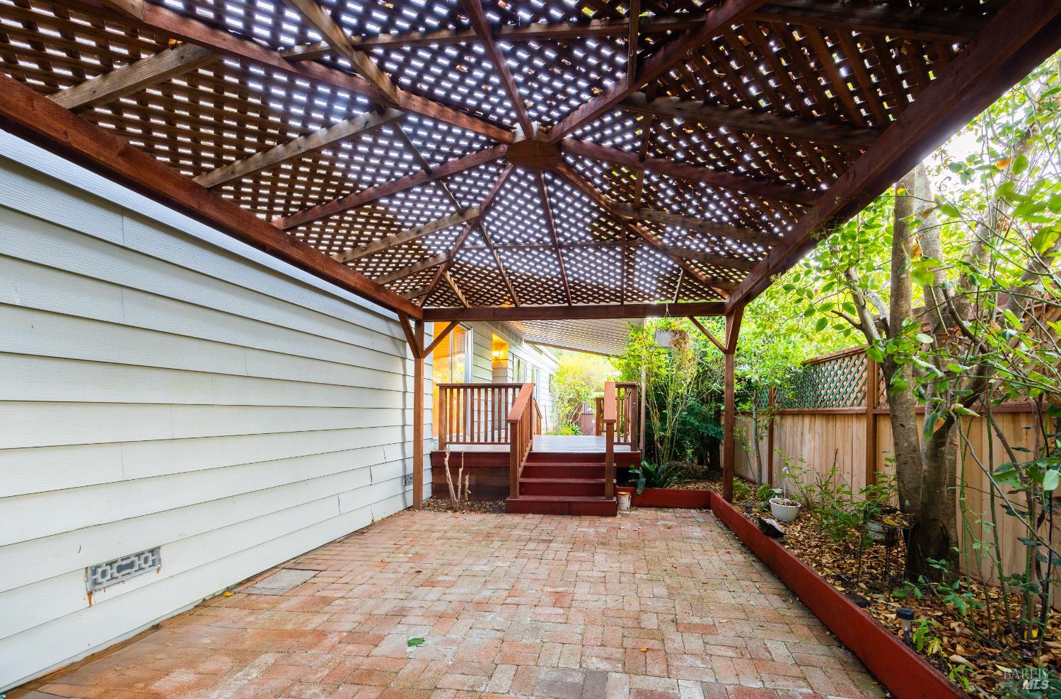 275 Carlsbad Court