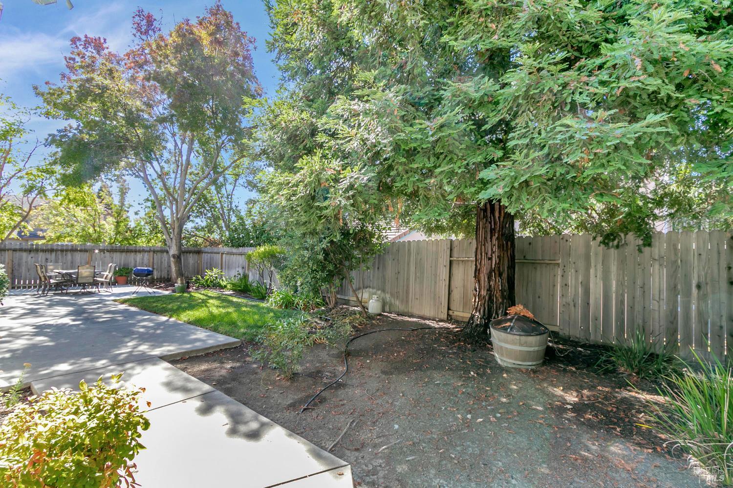 3257 Vista Del Lago Way