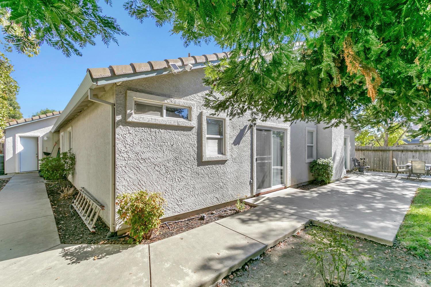 3257 Vista Del Lago Way