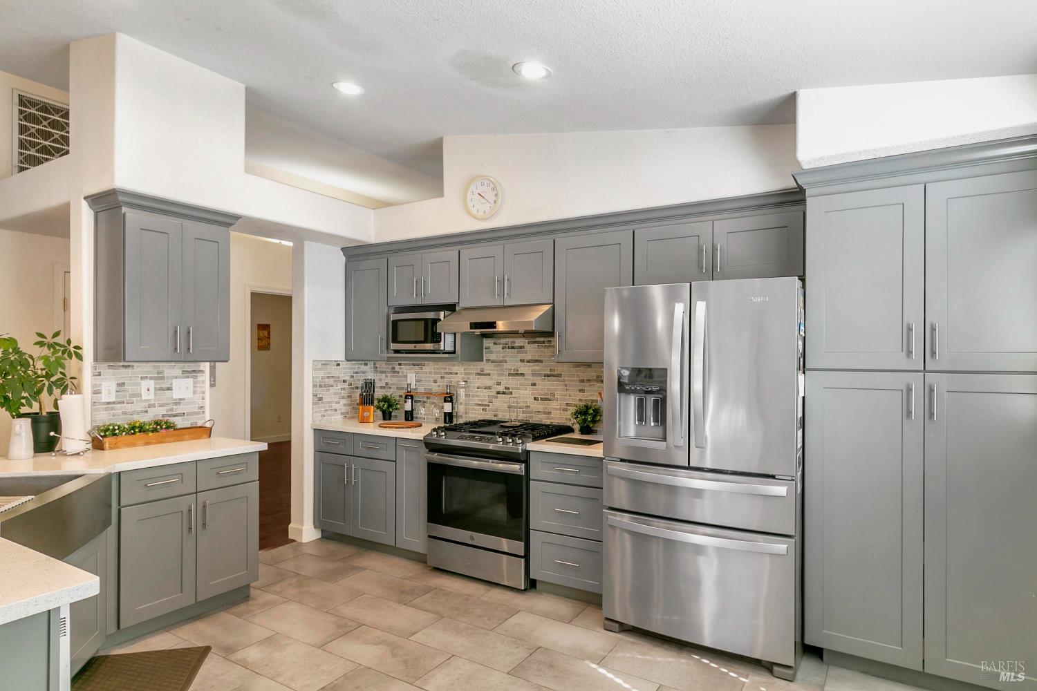 3257 Vista Del Lago Way