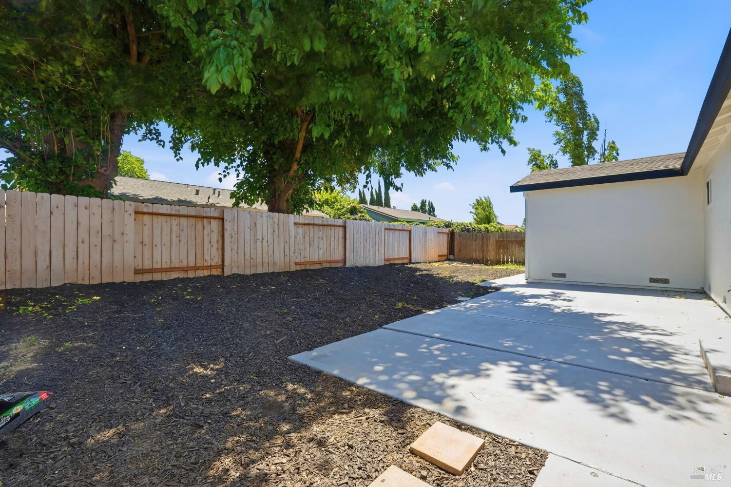 825 Spoonbill Lane