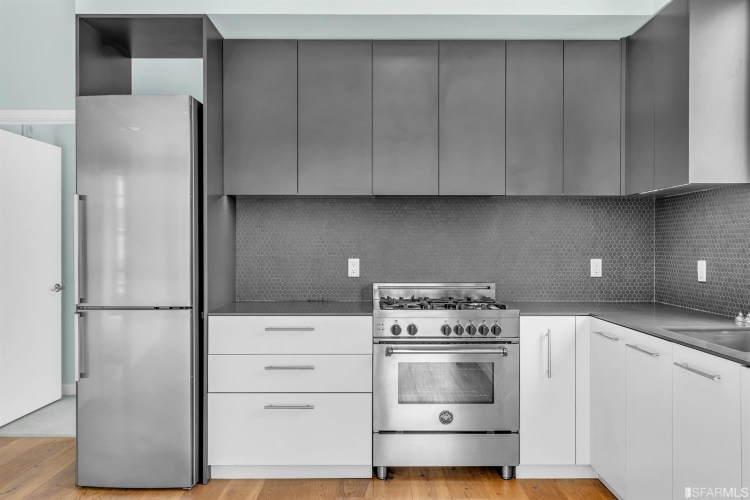 11 Franklin Street # 301