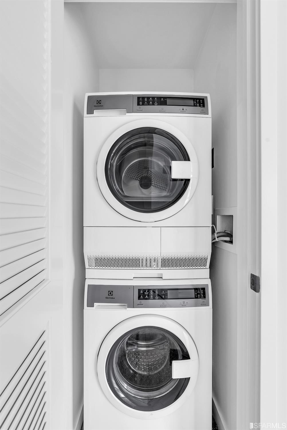 11 Franklin Street # 301