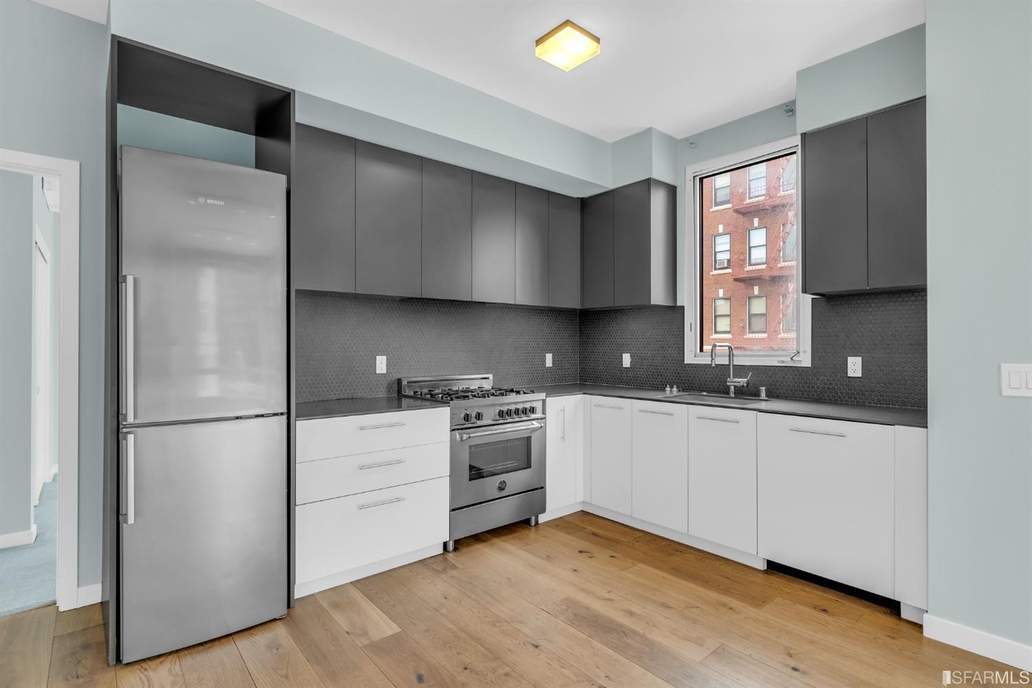 11 Franklin Street # 301