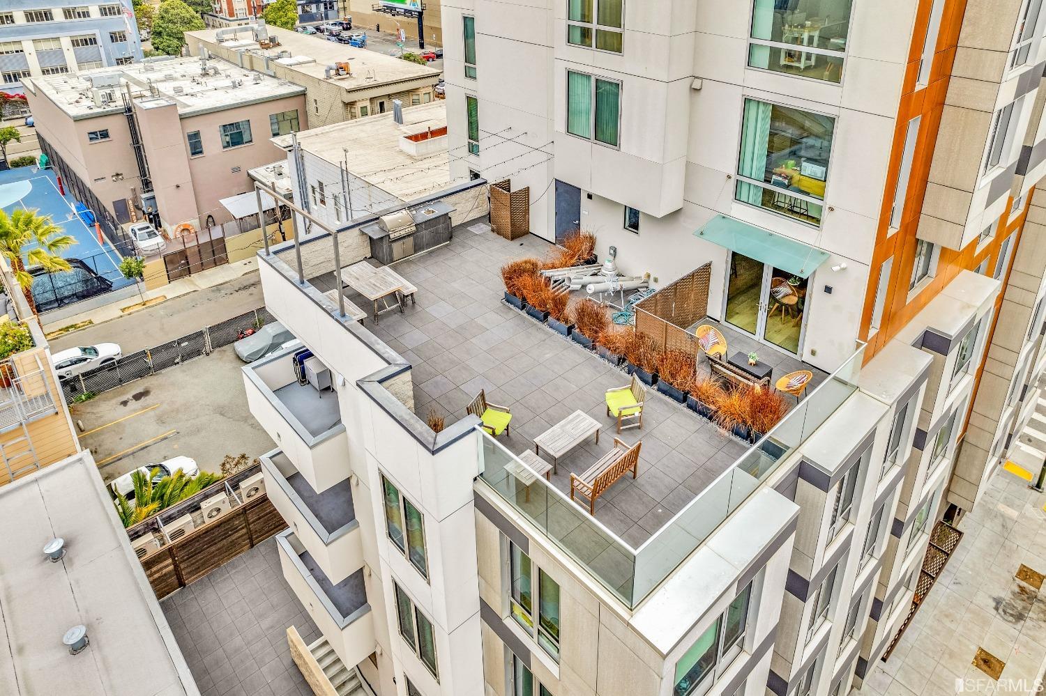 11 Franklin Street # 301