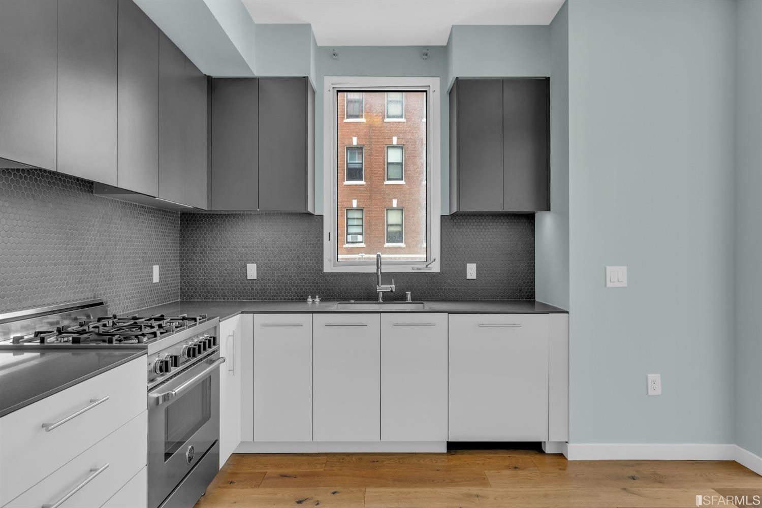 11 Franklin Street # 301