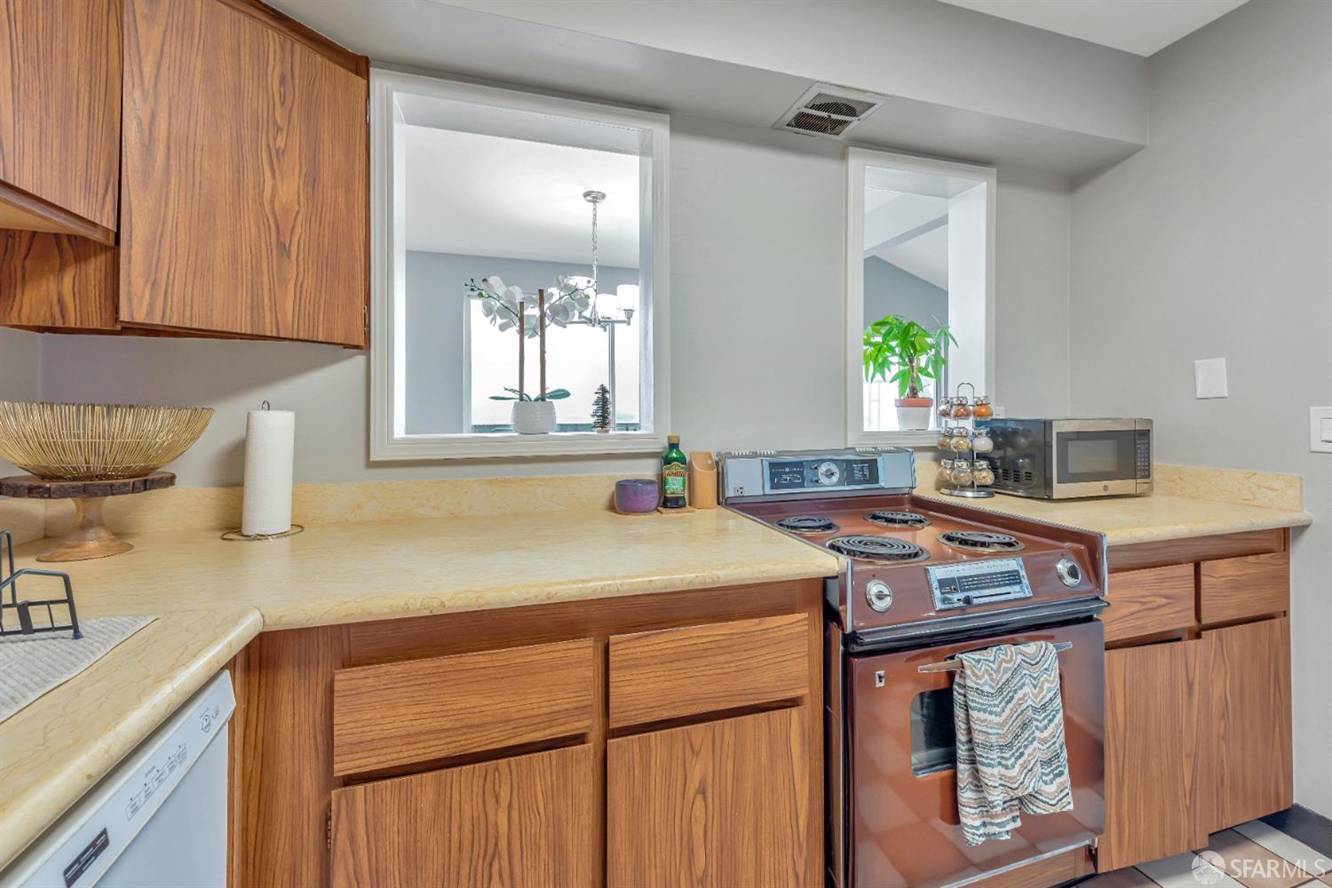 5015 Palmetto Avenue # 12