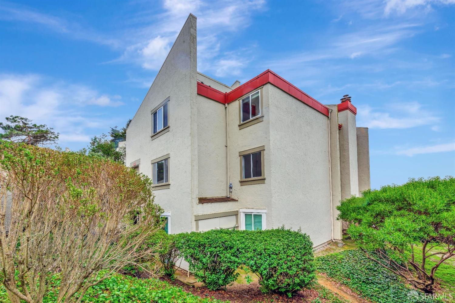 5015 Palmetto Avenue # 12