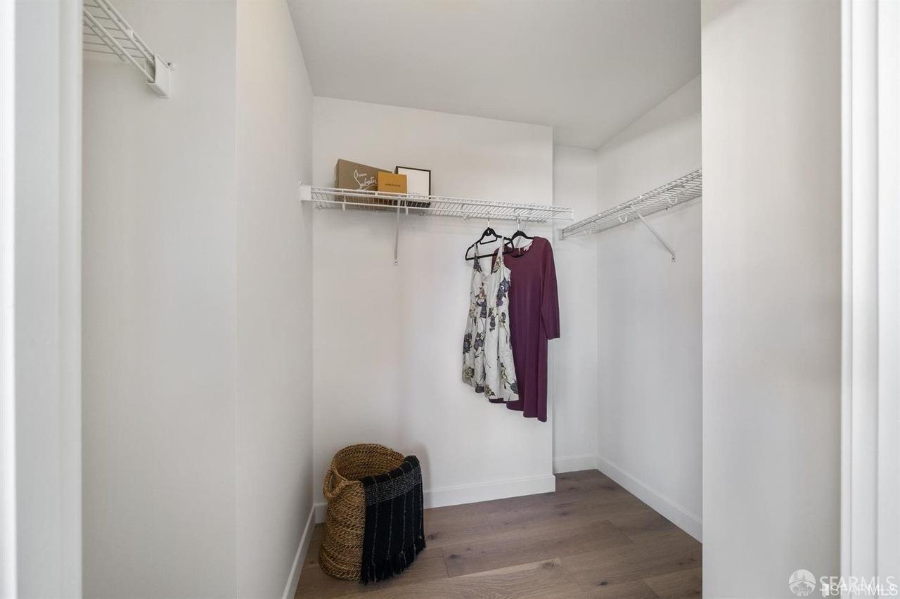 260 King Street # 501