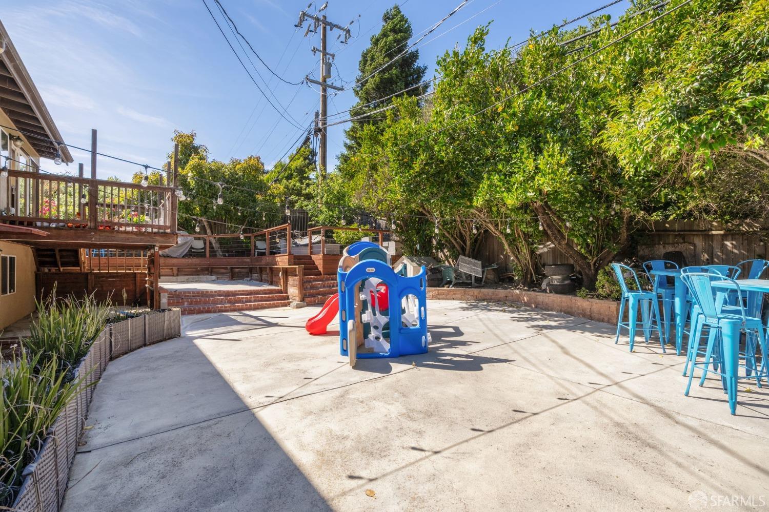 1026 Helen Drive