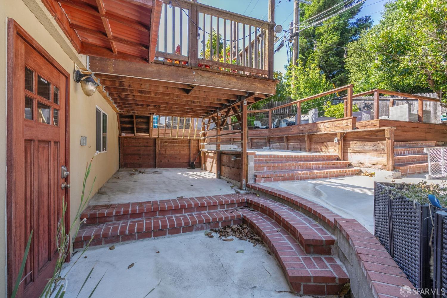 1026 Helen Drive