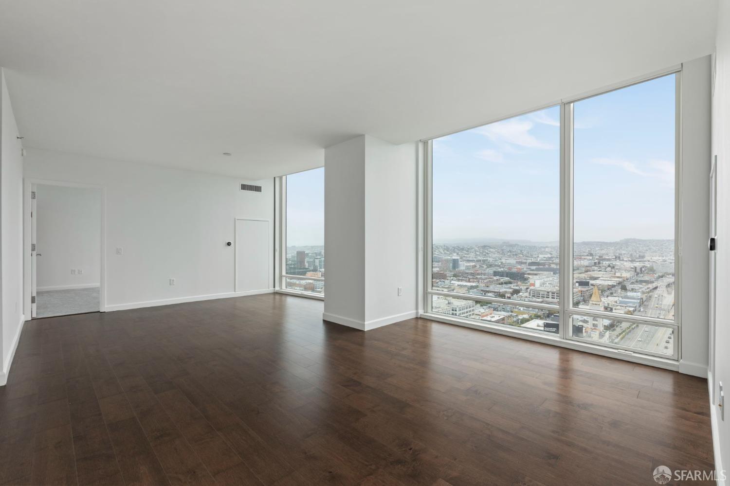 425 1st Street # 2804
