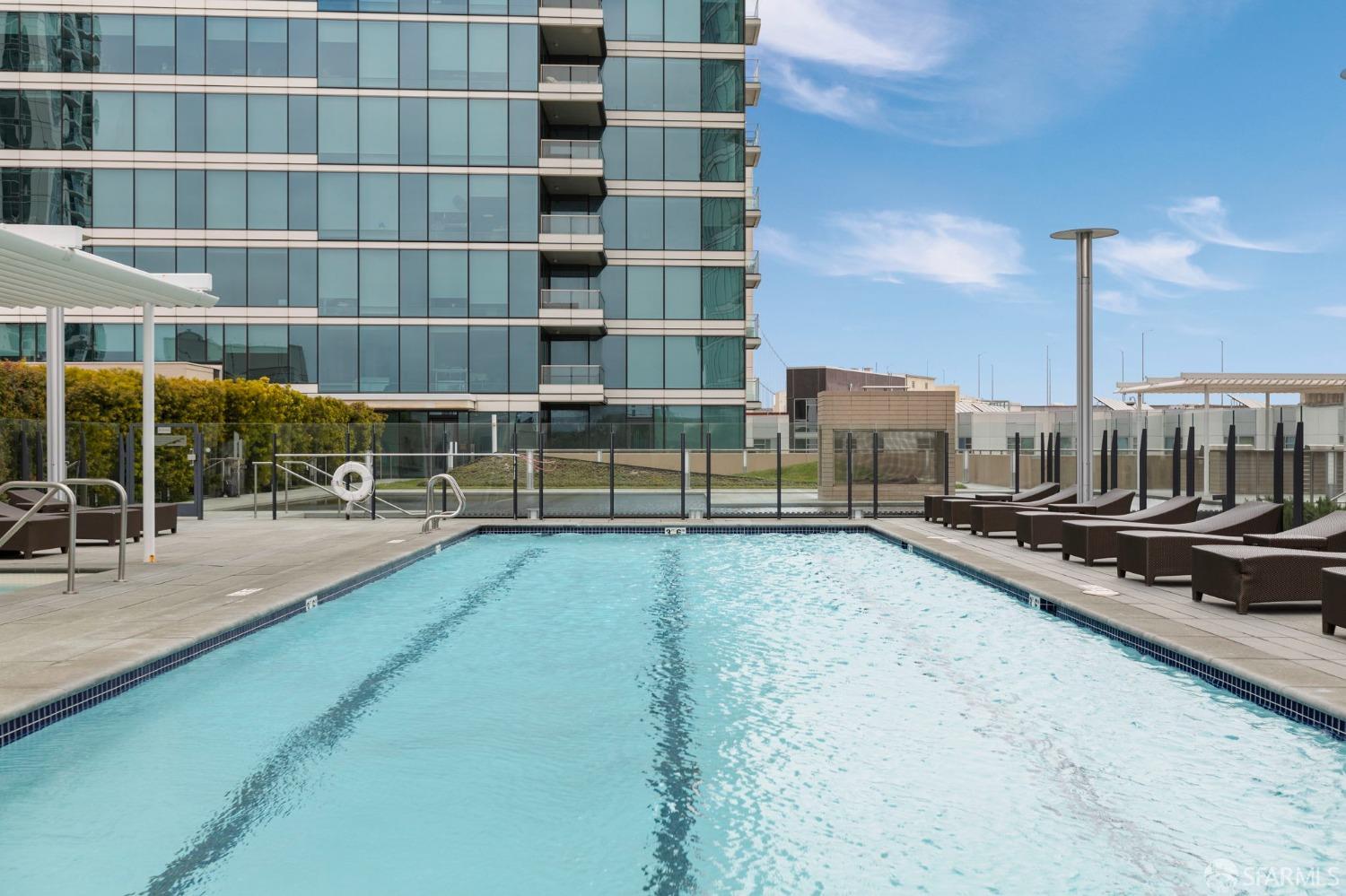 425 1st Street # 2804