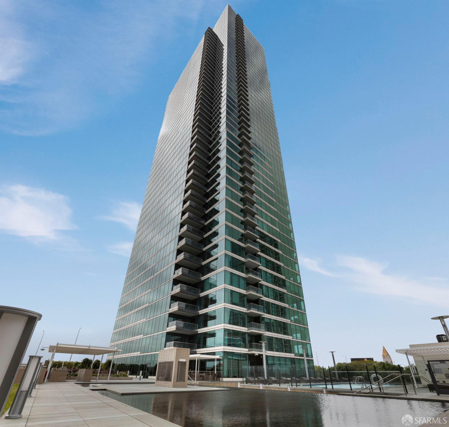 425 1st Street # 2804