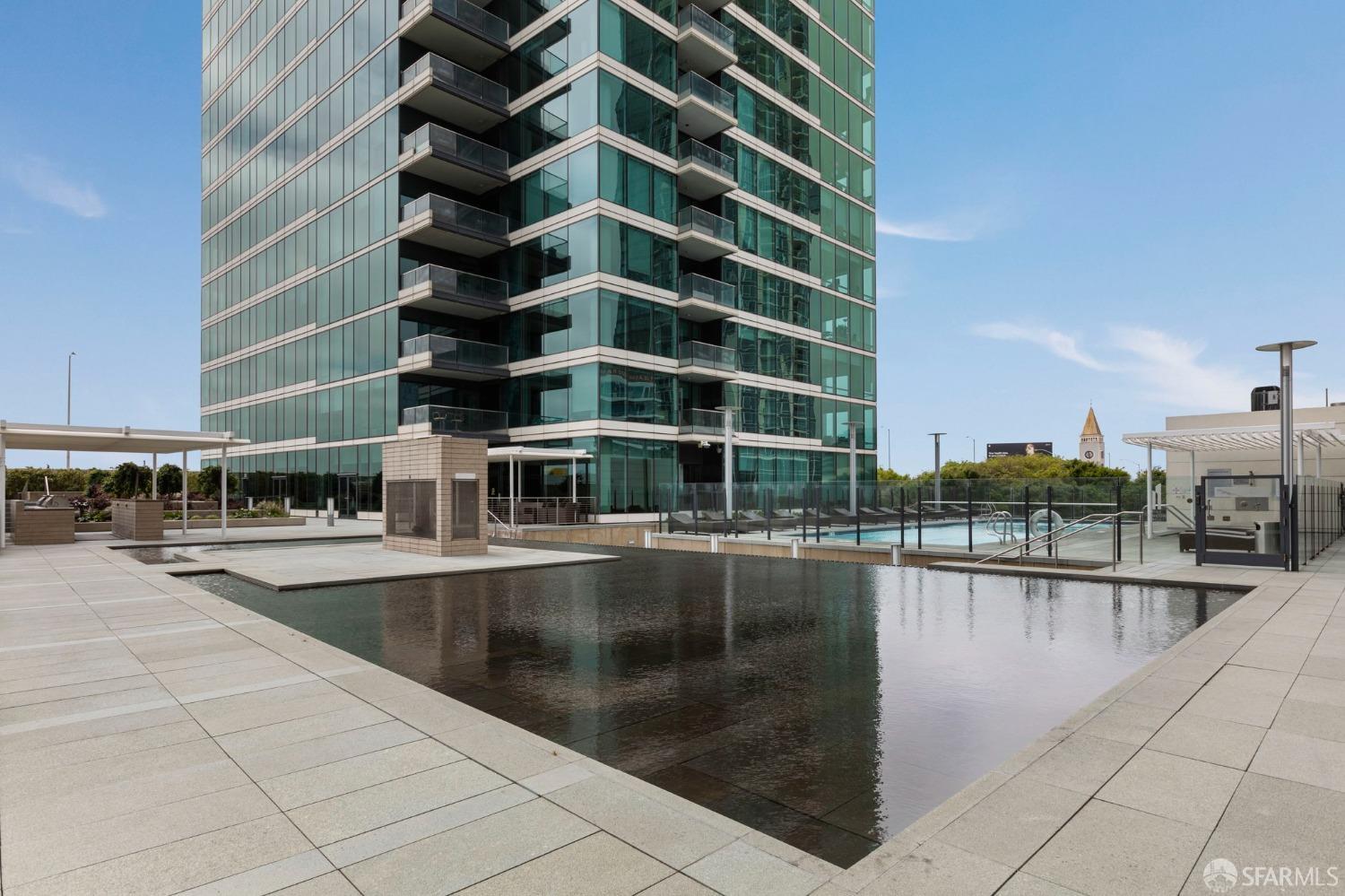 425 1st Street # 2804