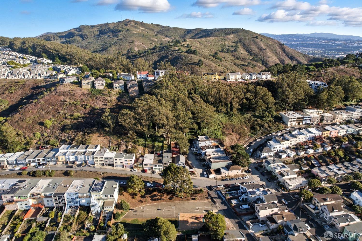 395 Frankfort Street