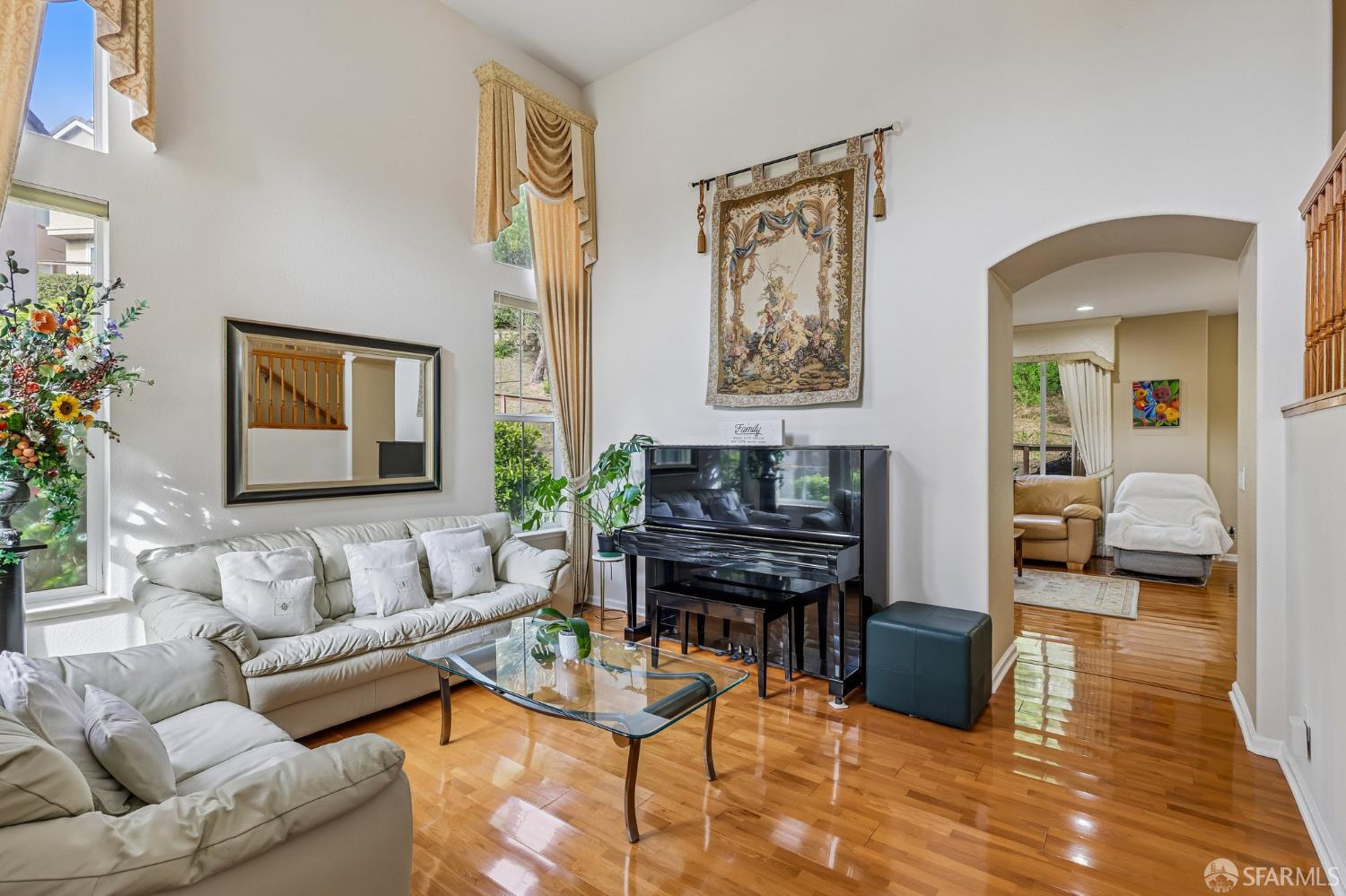 356 View Point Court