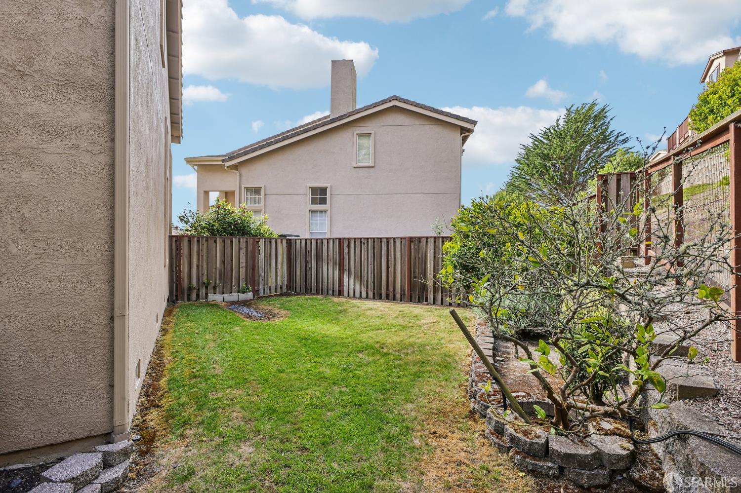 356 View Point Court