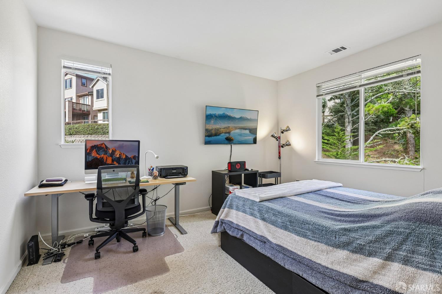 356 View Point Court