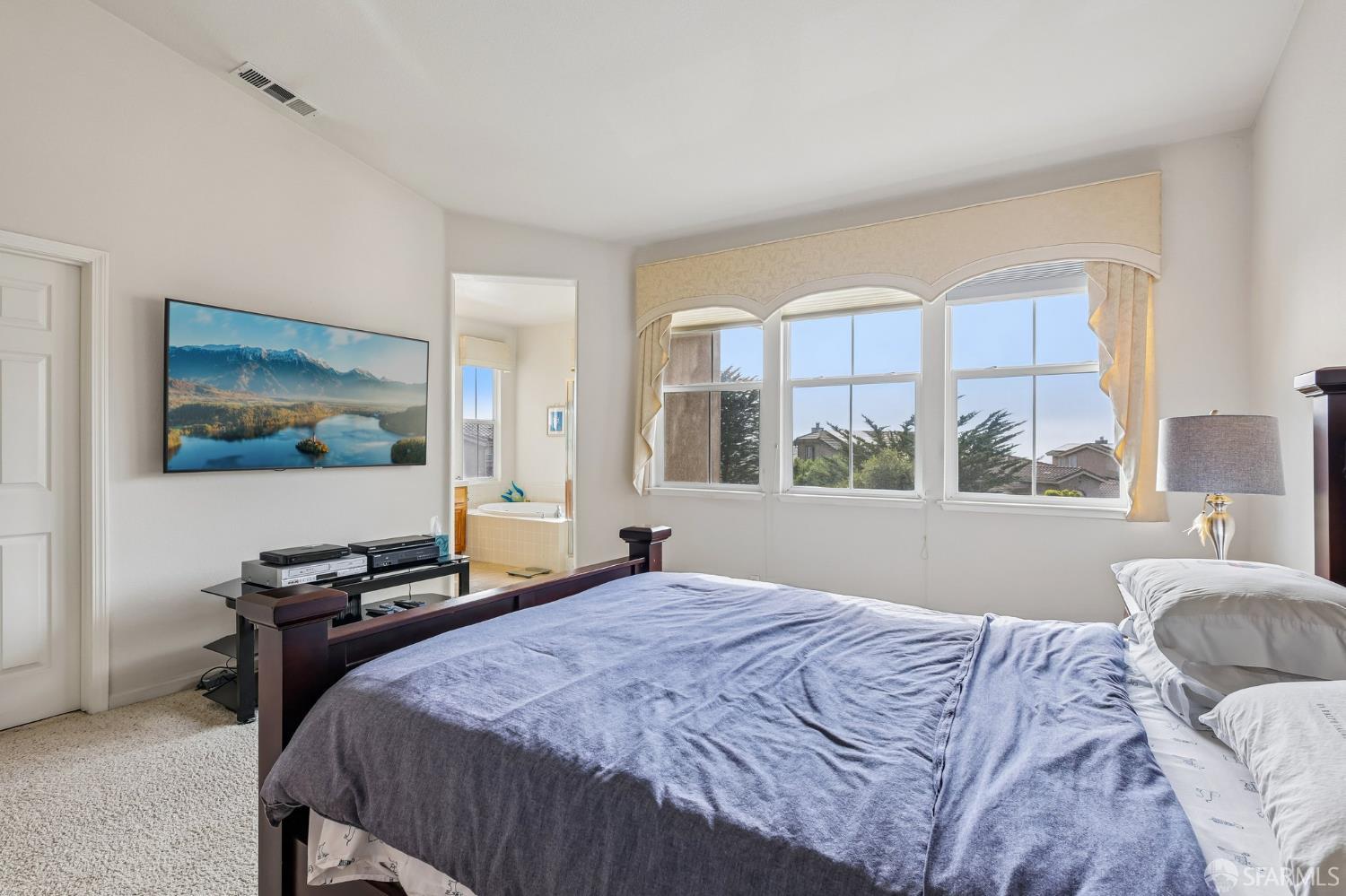 356 View Point Court
