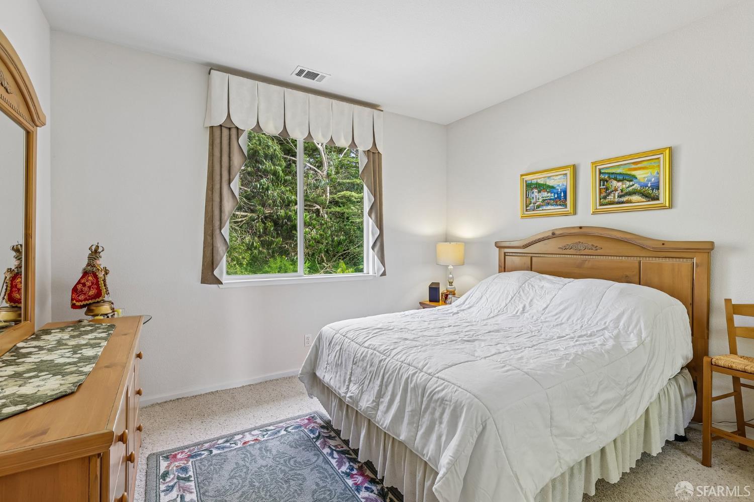 356 View Point Court