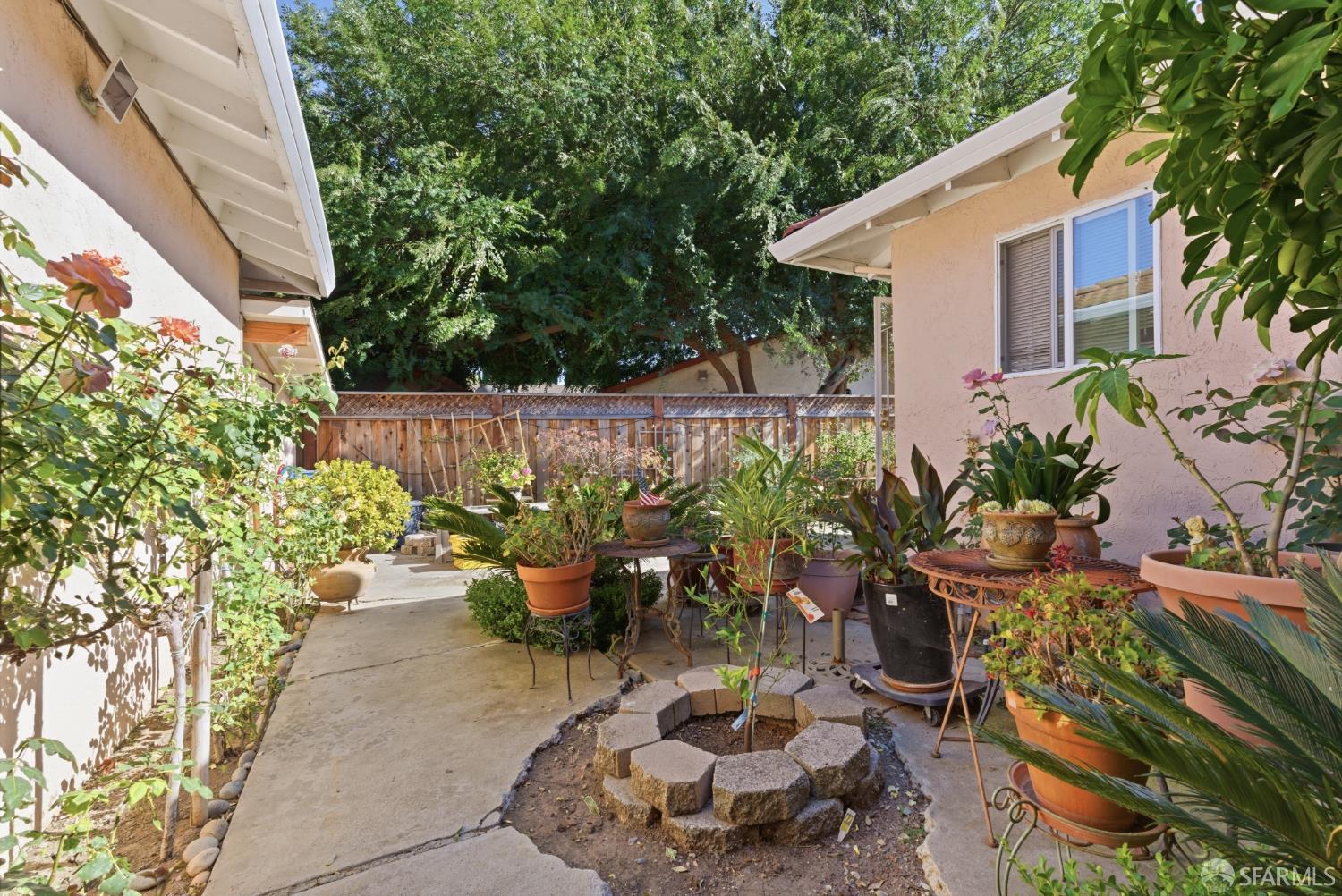 5567 Thornwood Drive