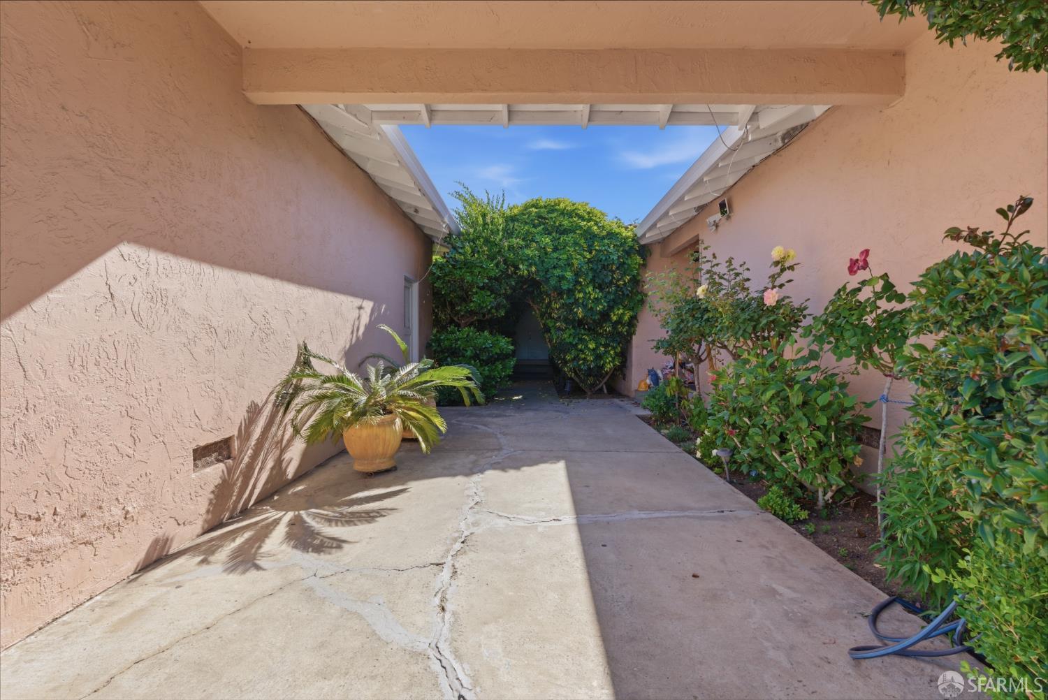 5567 Thornwood Drive