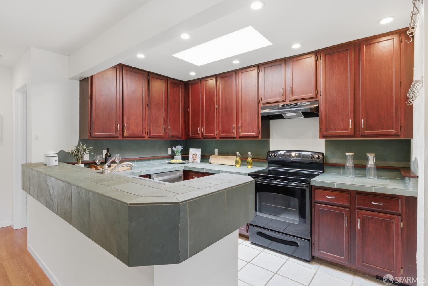 1360 9th Avenue # 13