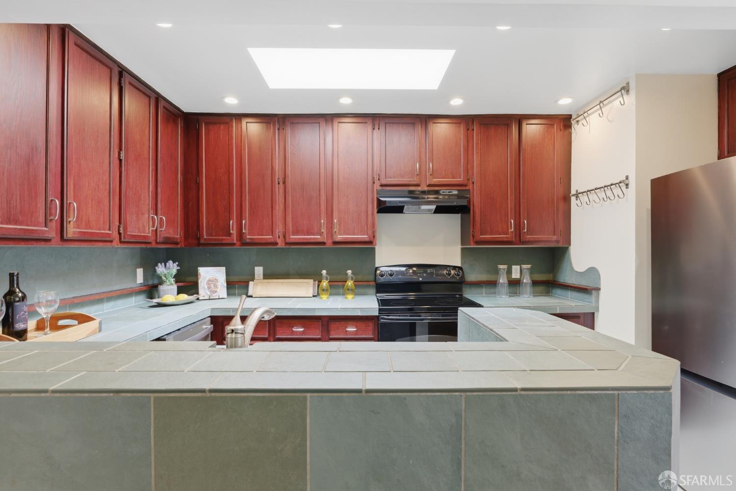 1360 9th Avenue # 13
