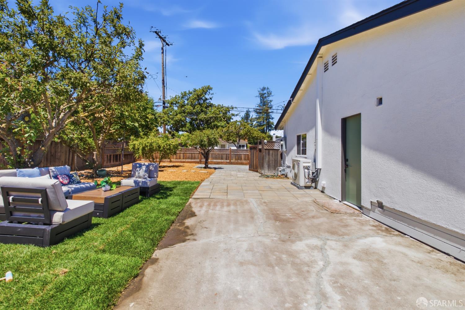 203 Margarita Avenue
