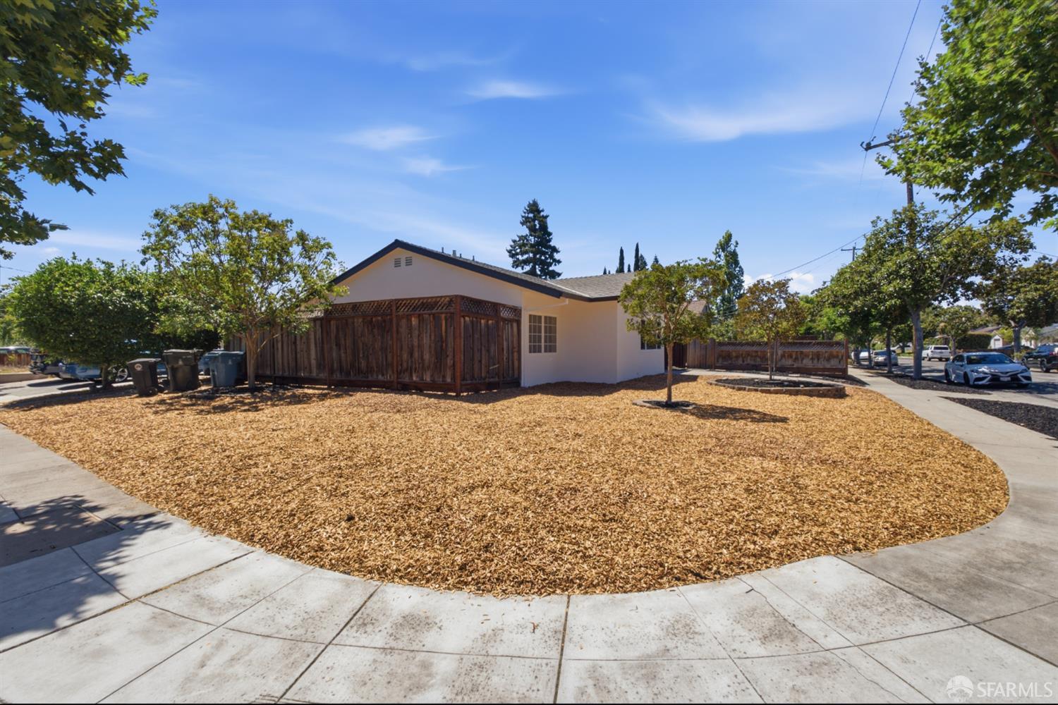 203 Margarita Avenue