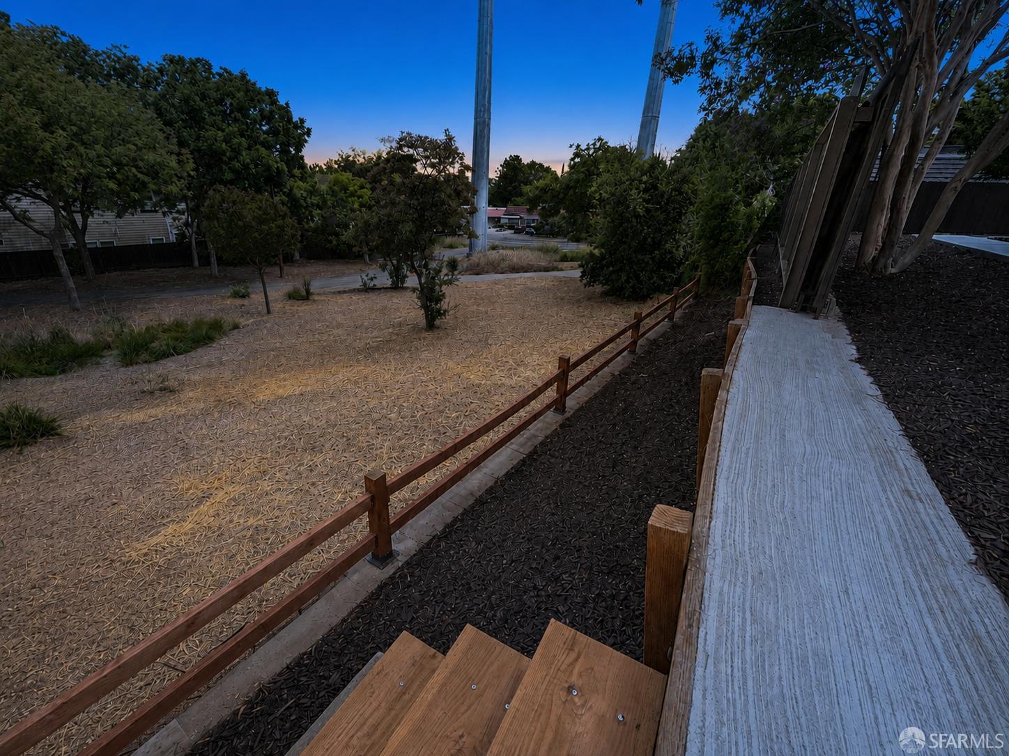 1832 Redwood Drive