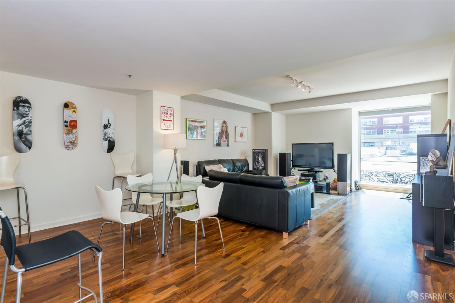 555 4th Street # 303