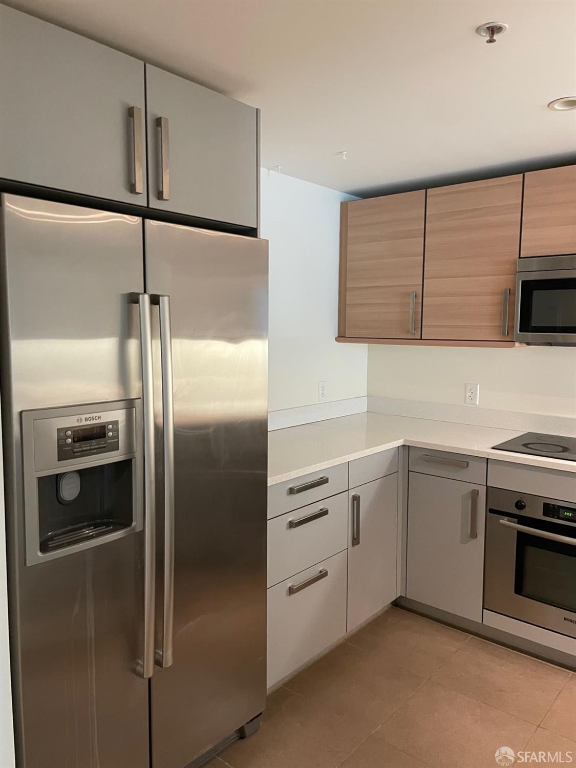 555 4th Street # 303