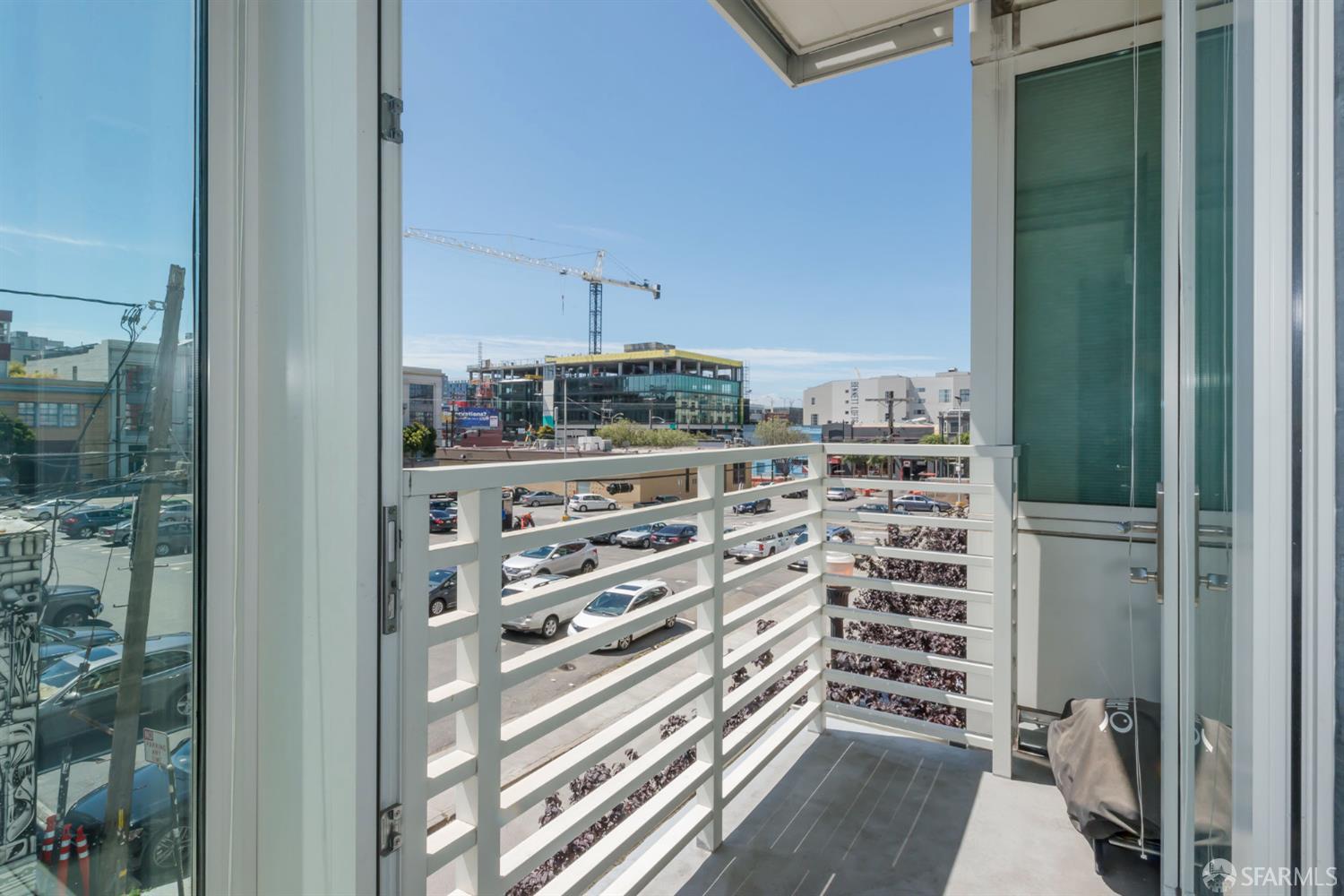 555 4th Street # 303