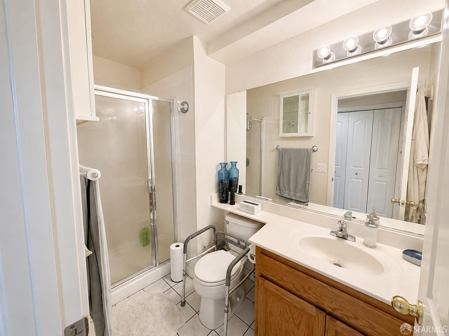 5032 Arrowhead Court