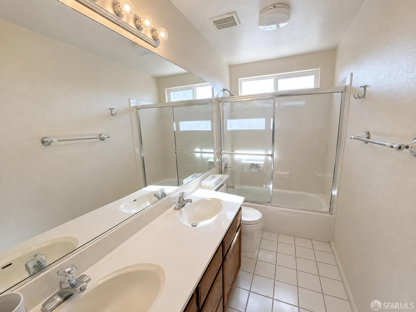 5032 Arrowhead Court