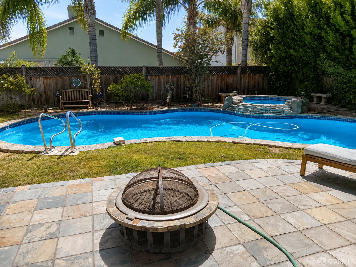 5032 Arrowhead Court