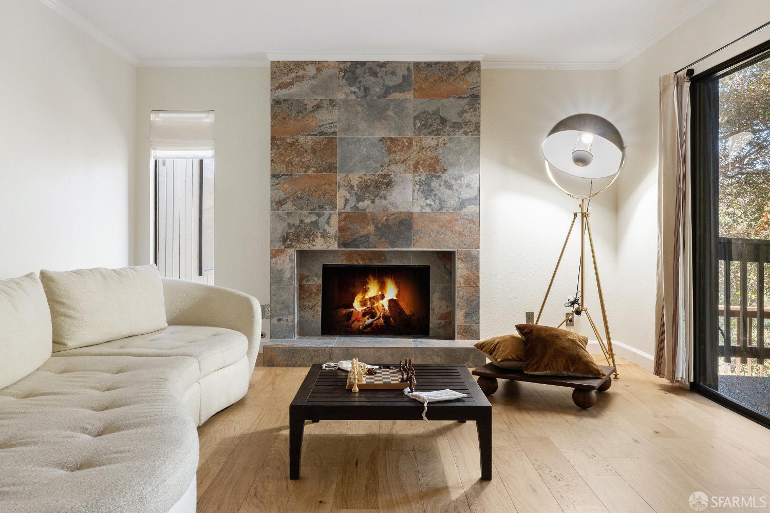 3352 La Mesa Drive # 6