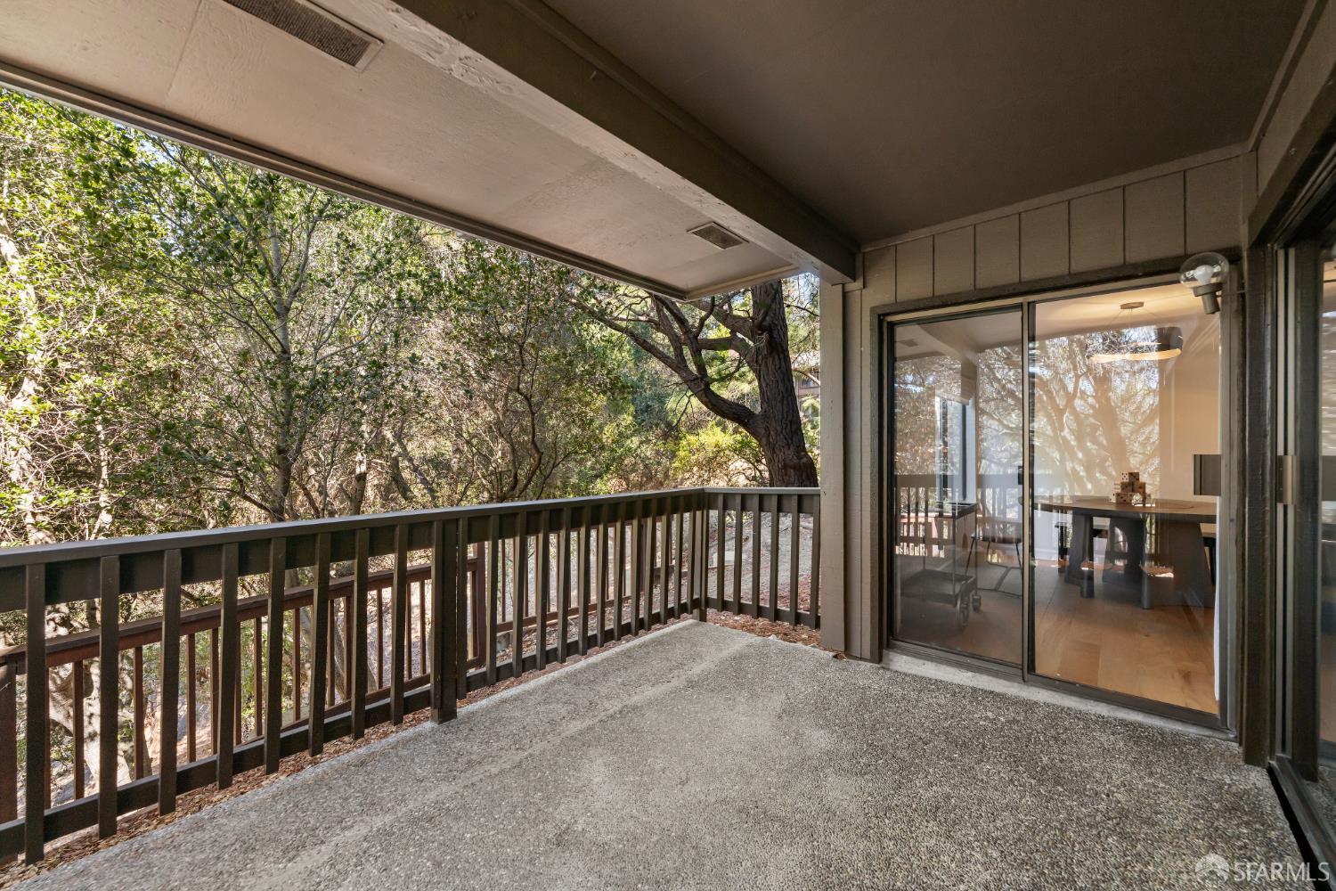 3352 La Mesa Drive # 6