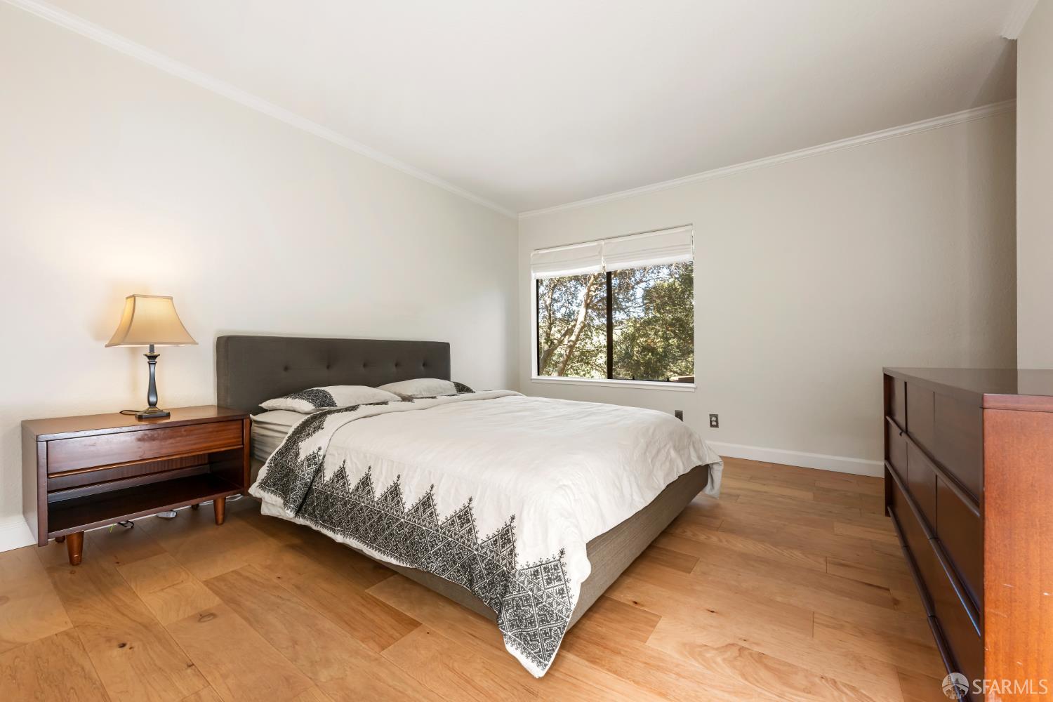 3352 La Mesa Drive # 6