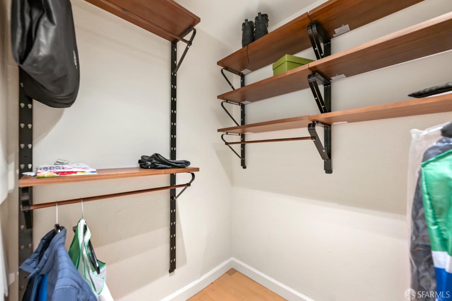 3352 La Mesa Drive # 6