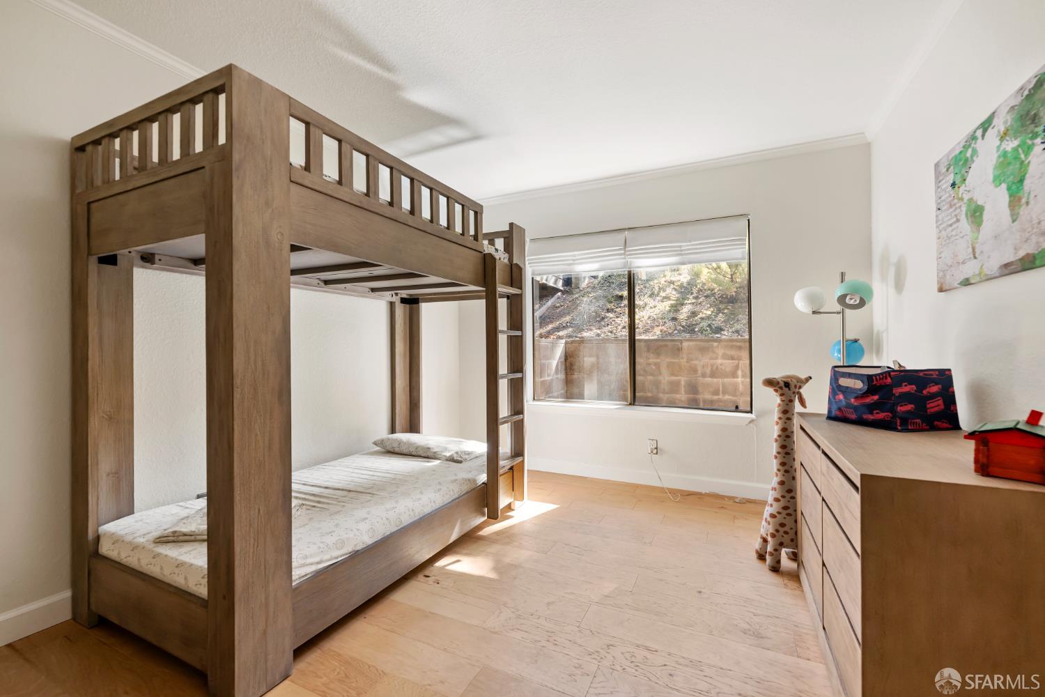 3352 La Mesa Drive # 6