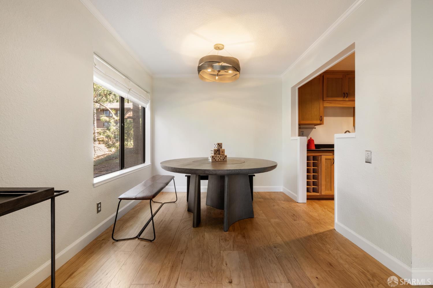 3352 La Mesa Drive # 6